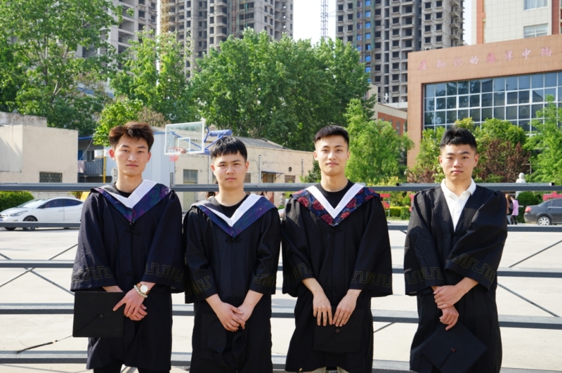 毕业合影